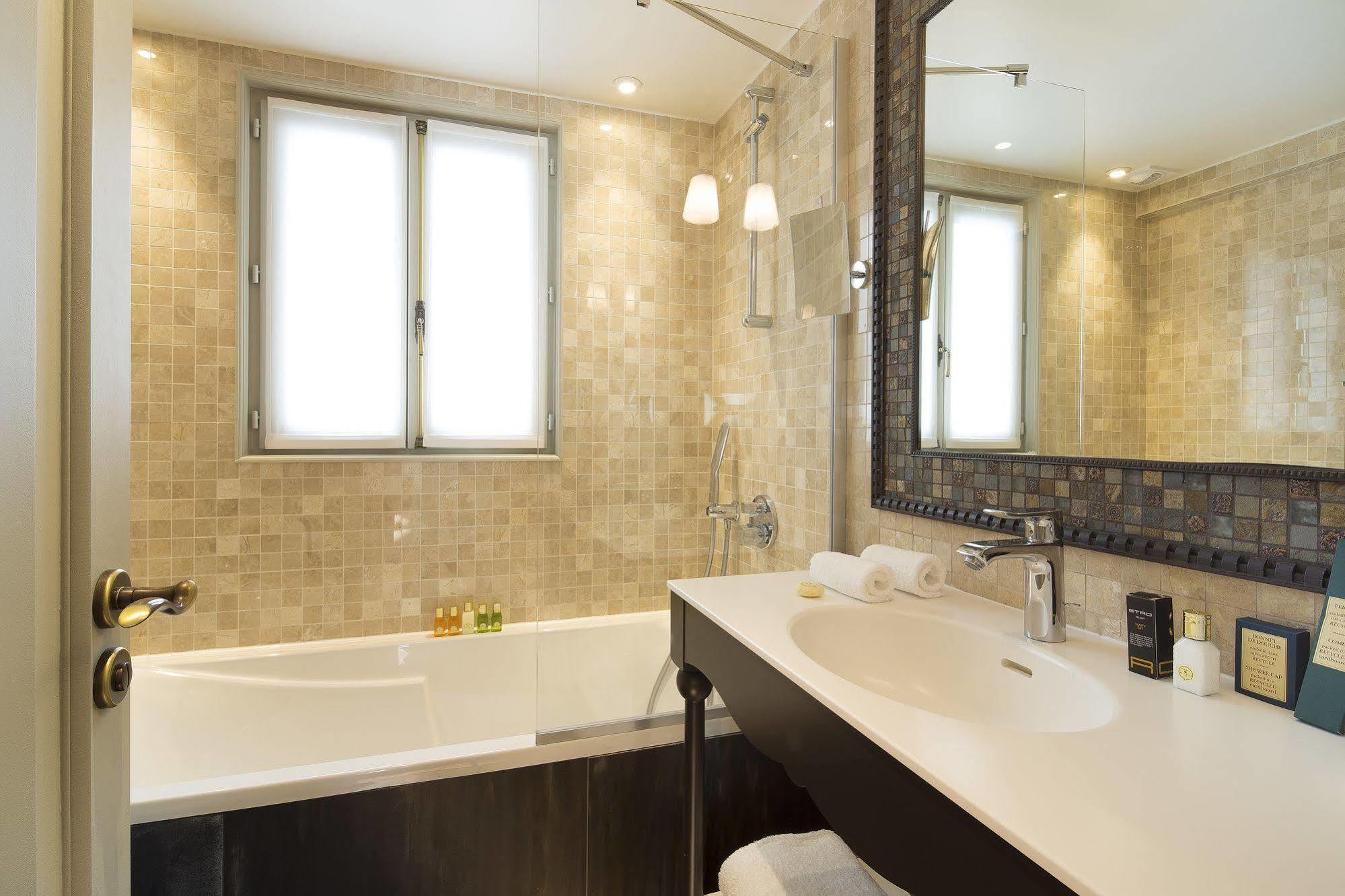Hotel Da Vinci & Spa Paris Bagian luar foto