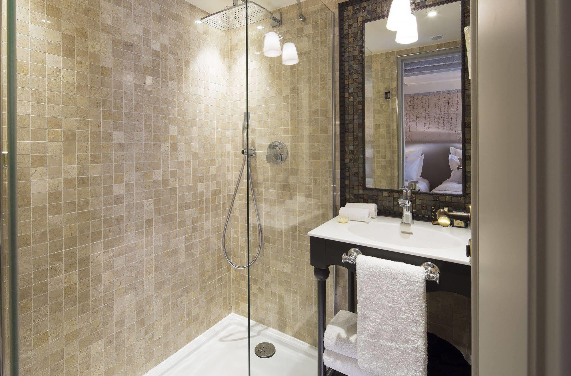 Hotel Da Vinci & Spa Paris Bagian luar foto